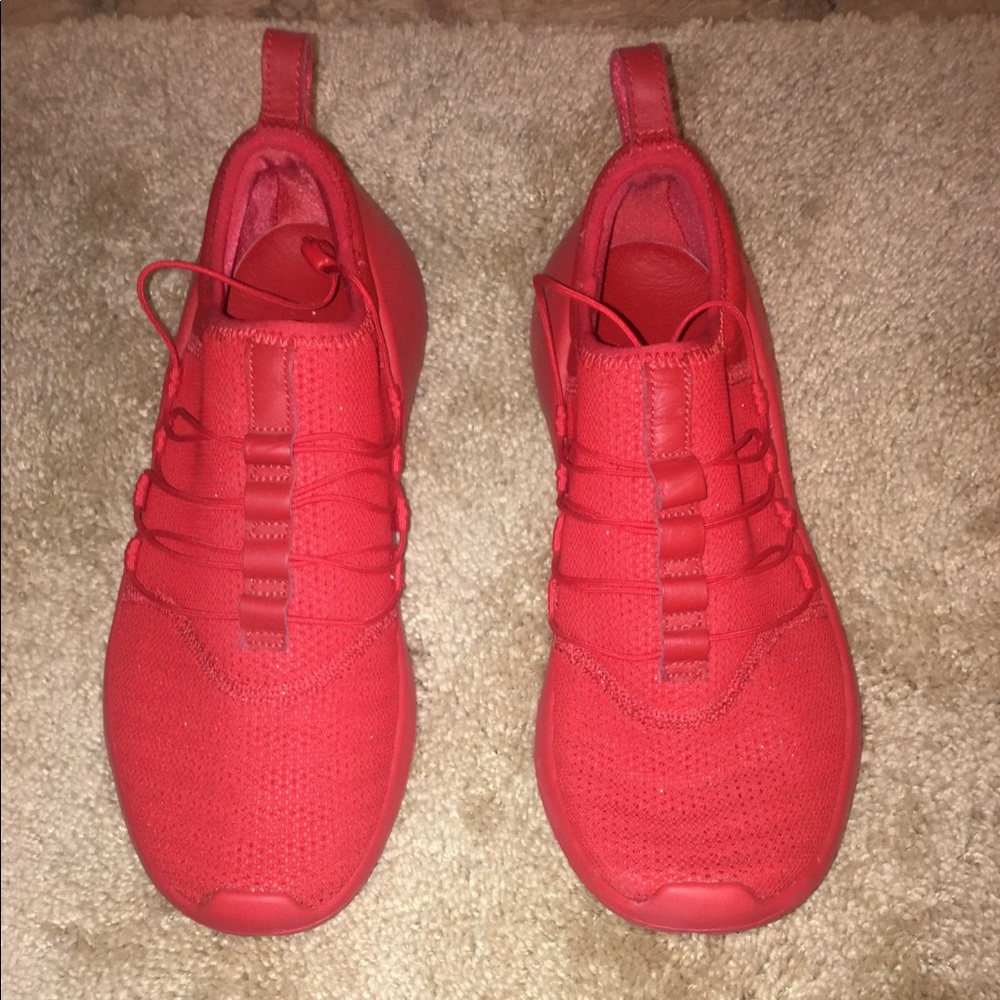 Nike payaa sneakers